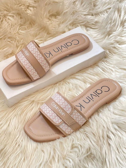 Calvin Klien Kris Flats