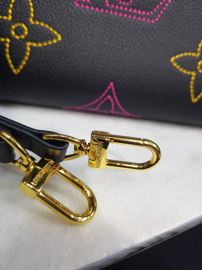 Louis Vuitton OnTheGo PM