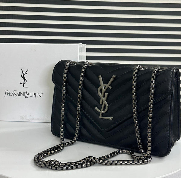 【SAINT LAURENT】CHAIN SHOUDLER BAG Saint Laurent YSL Black Lambskin Leather Medium College