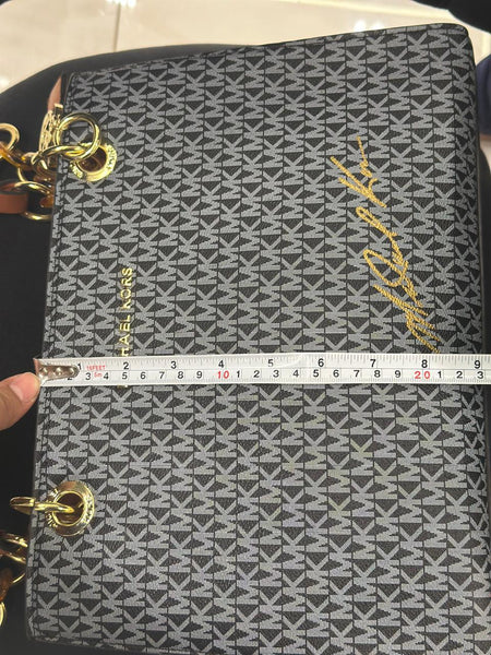 Michael Kors Jet Set Chain Handbag