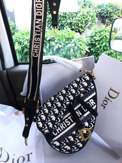 Dior Saddle bag