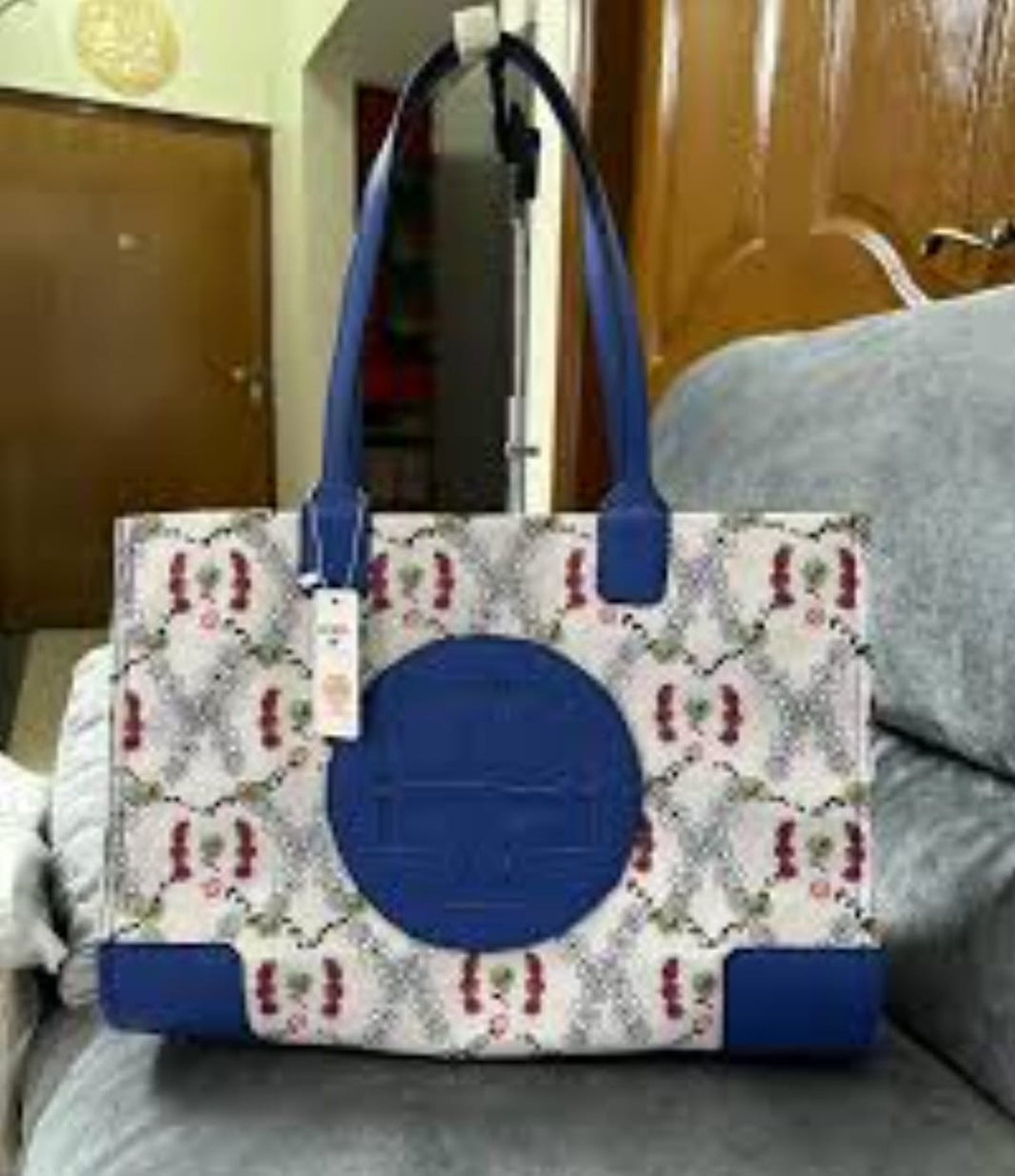Tory Burch Tote Signature Craft
