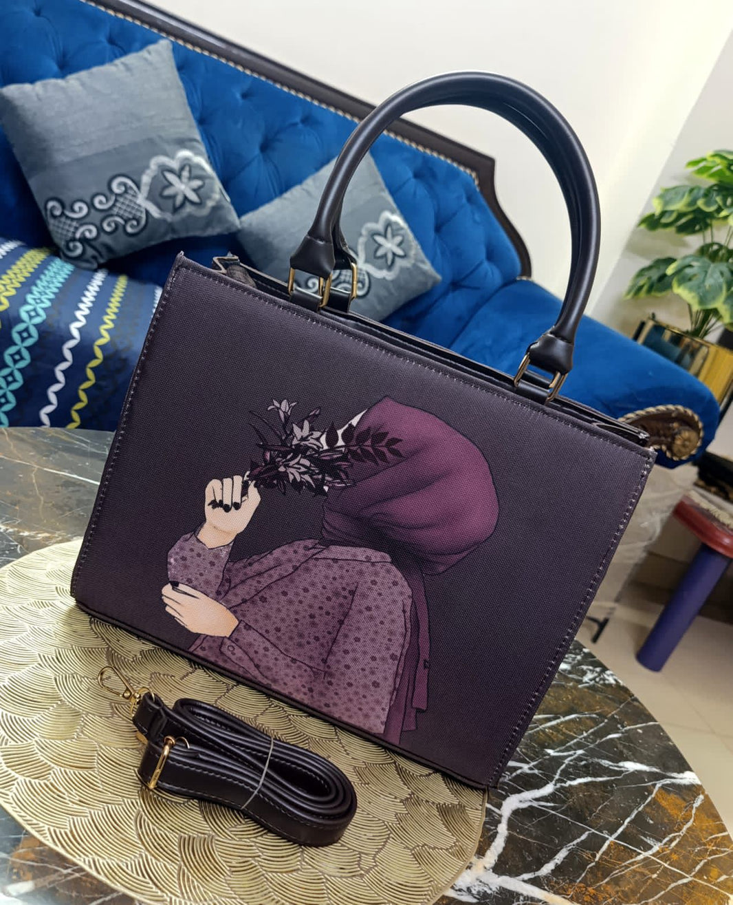 Stylish Hijaab Girl Bags