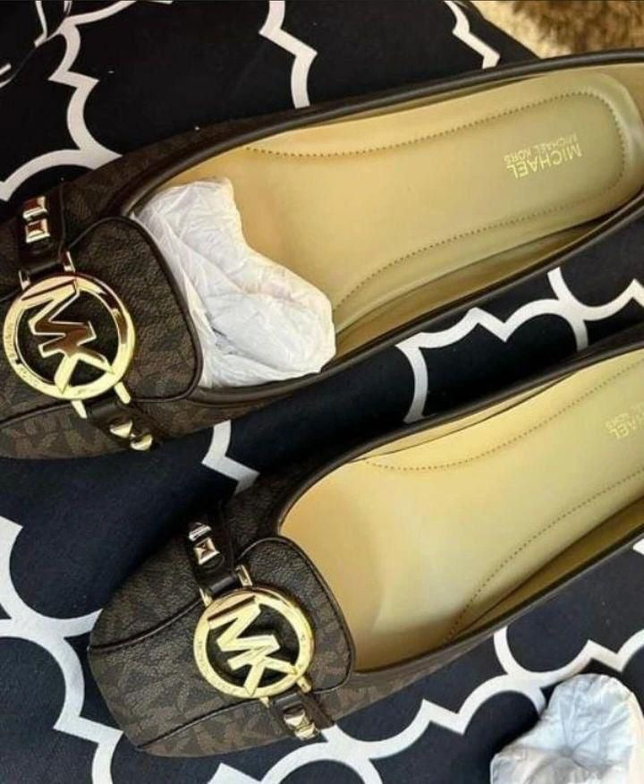 Antoinette Luggage Michael Kors Pumps Antoinette Antoinette
