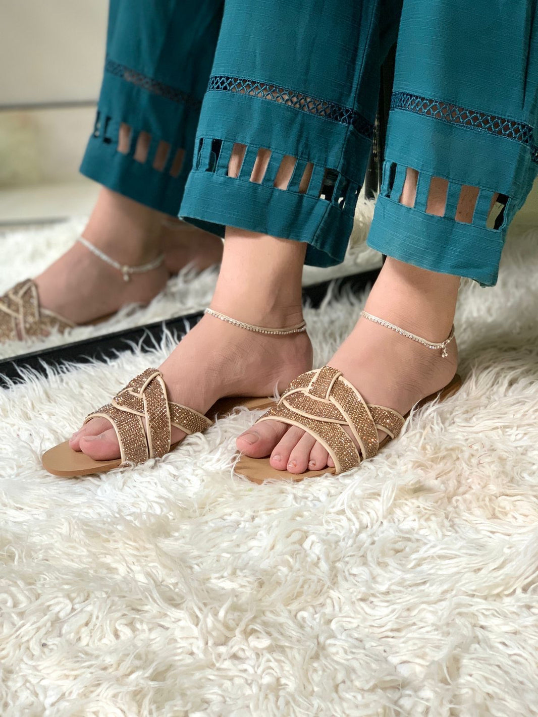 Zara Basic Mash Sandal