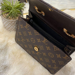 Lv Stylish Cross Body Bags