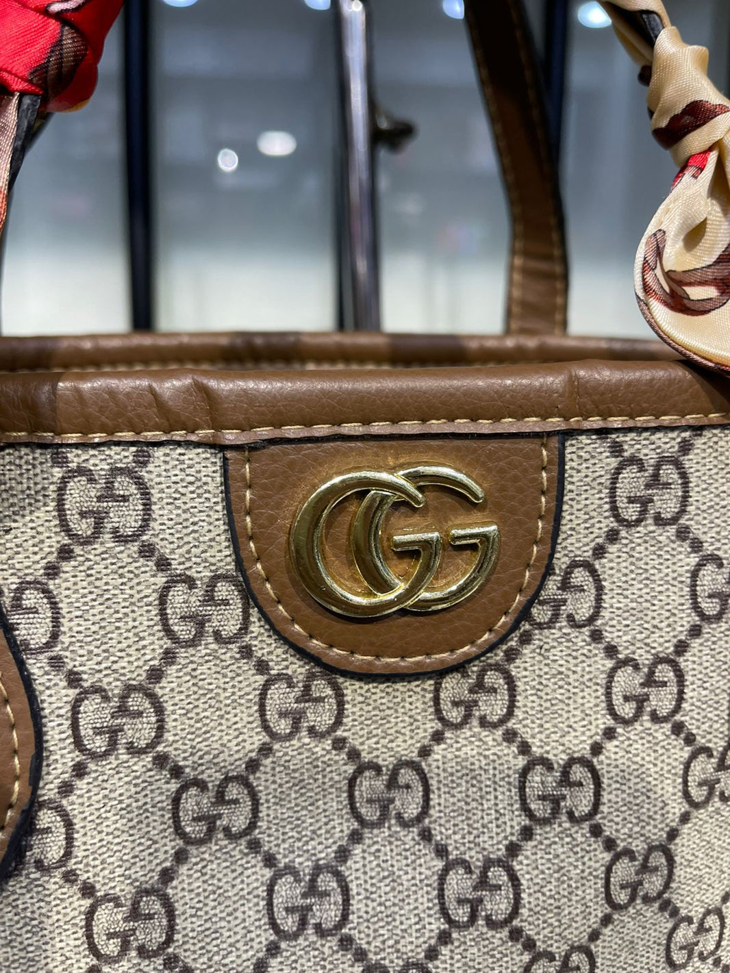 Ophidia Medium Tote bag