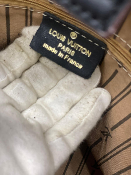 Lv Tote