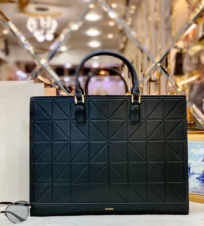 Pedro Tote Bags