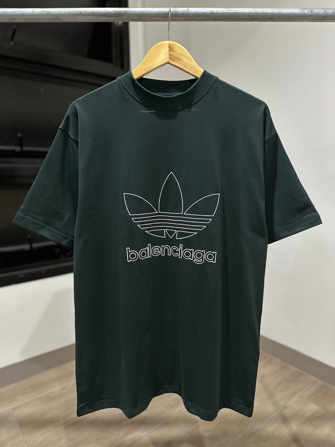 Balenciaga / Adidas T-Shirt (Oversized)