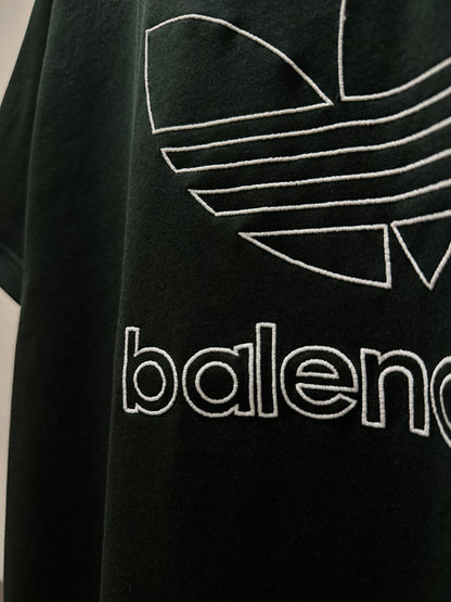 Balenciaga / Adidas T-Shirt (Oversized)