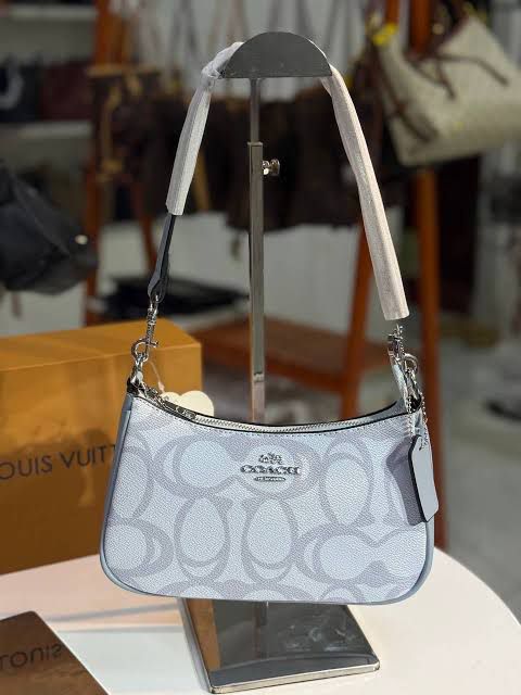 Coach Kline Shoulder Bag