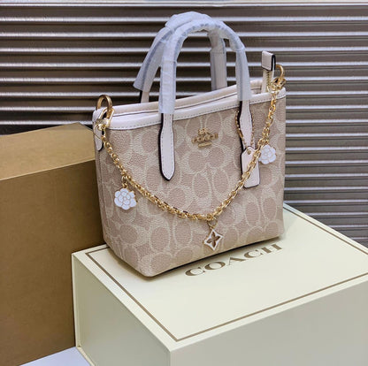 Coach Kleo Tote