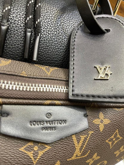 Louis Vuitton Keepall Bandoulière 50 Bag