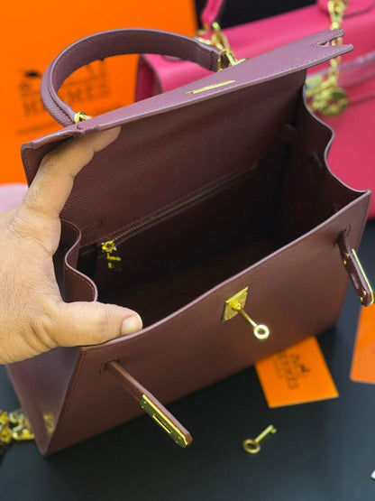 Hermes kelly Signature Bag