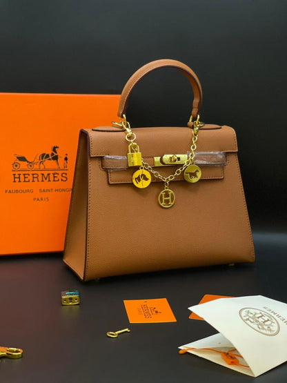 Hermes kelly Signature Bag