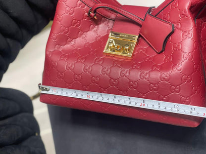 Gucci Signature Handbag