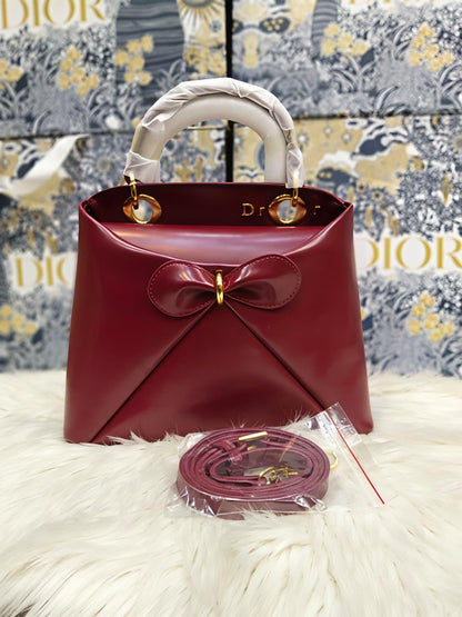 Dior’s New-Era La Cigale Bag