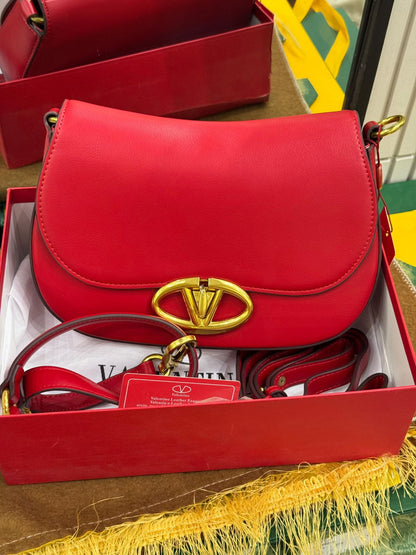 Valen Ohval Small Shoulder Bag