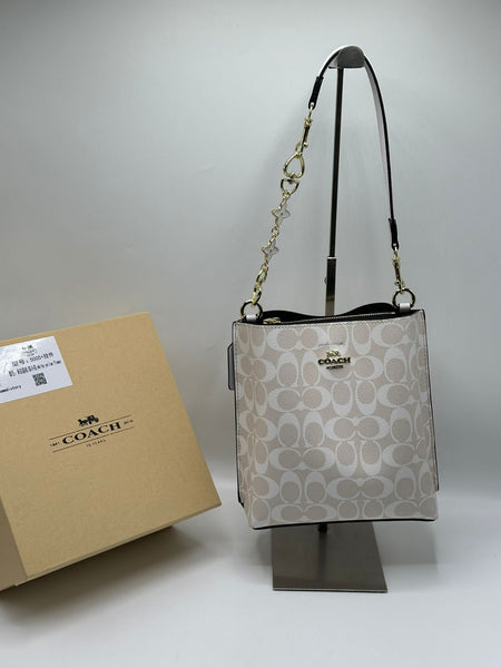 Coach Bucket Bag