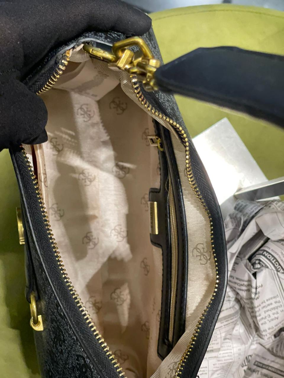 Guess Shoulder Bag