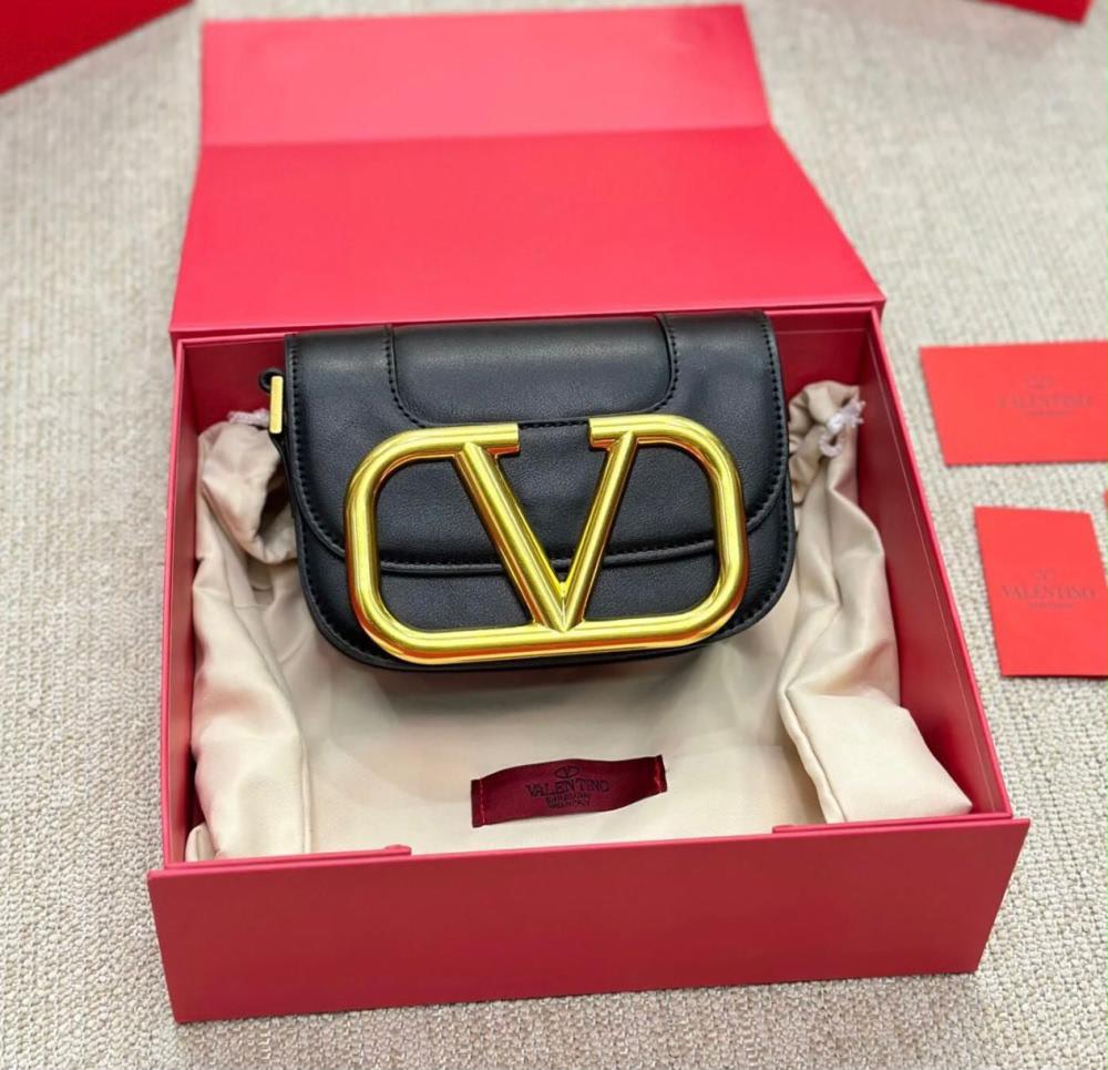 V Logo Signature Supervee Crossbody Bag