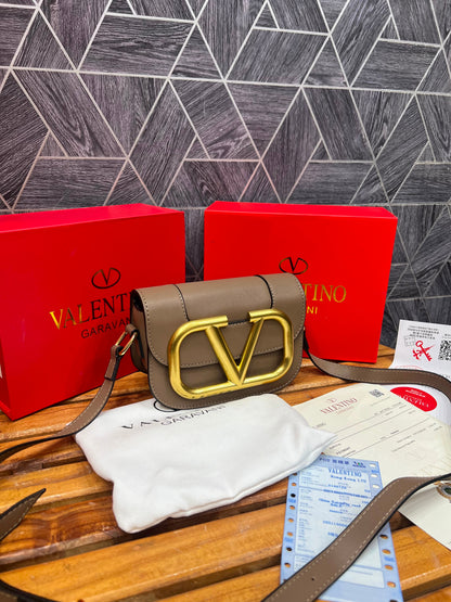 V Logo Signature Supervee Crossbody Bag