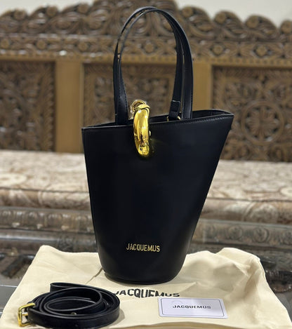 Jacquemes Bucket Bag