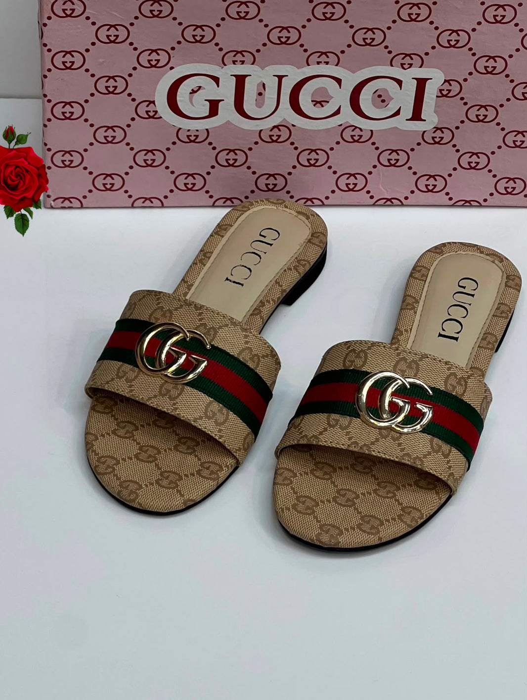 Gg Signature Sandals