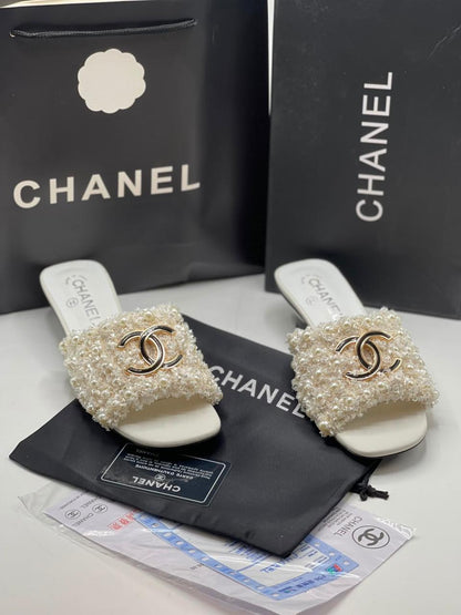 Cc Women Low Heeled Summer Pearl Sandals