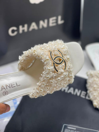 Cc Women Low Heeled Summer Pearl Sandals