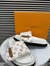 Lv Pool Pillow Flat Comfort Mule