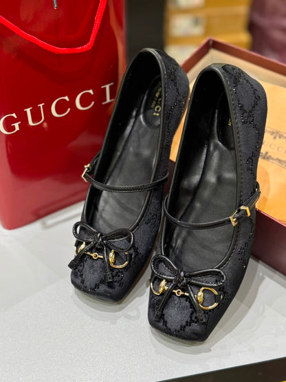 Gucci Women's Horsebit Velvet Ballet Pumps