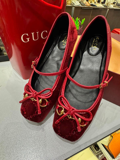 Gucci Women's Horsebit Velvet Ballet Pumps