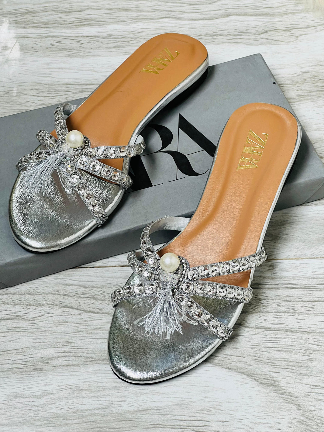 Zara Rhine Flats