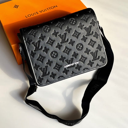 Louis Vuitton Mens crossbody