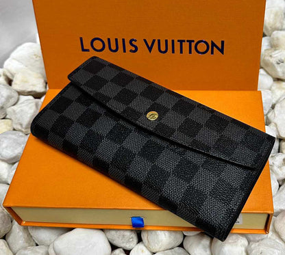 Louis Vuitton Ladies Wallet