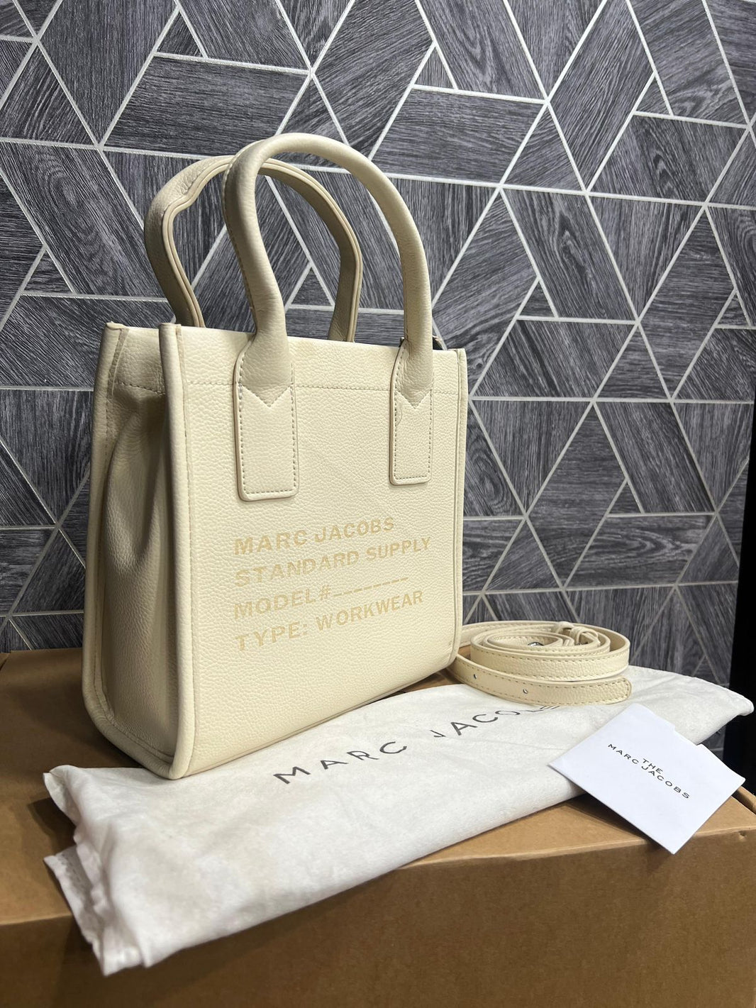 Marc Jacobs Standard Supply Tote Bags