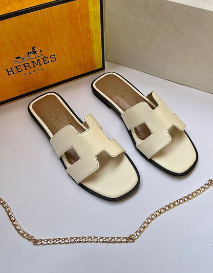 Hermes Basic Oran Flat