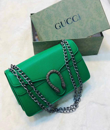 Gucci dionysus Solid Medium Shoulder Bag